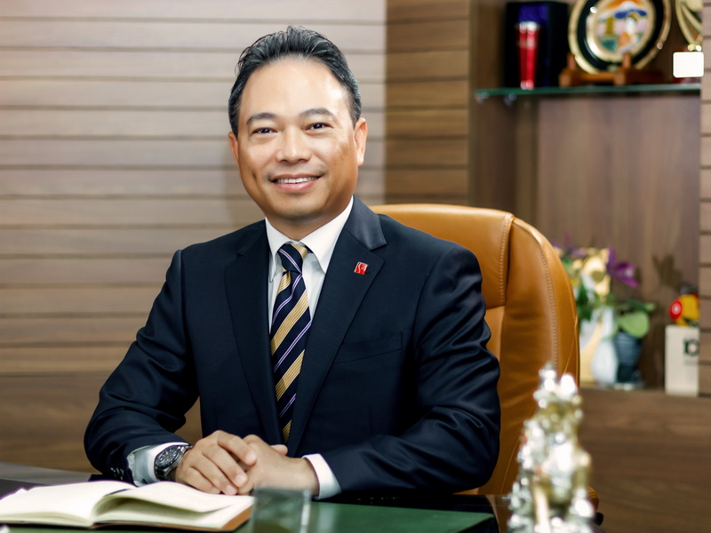 Hiệu Trưởng - Giám Đốc Lê Long Sơn Trên Radio Japan (Nhk World)